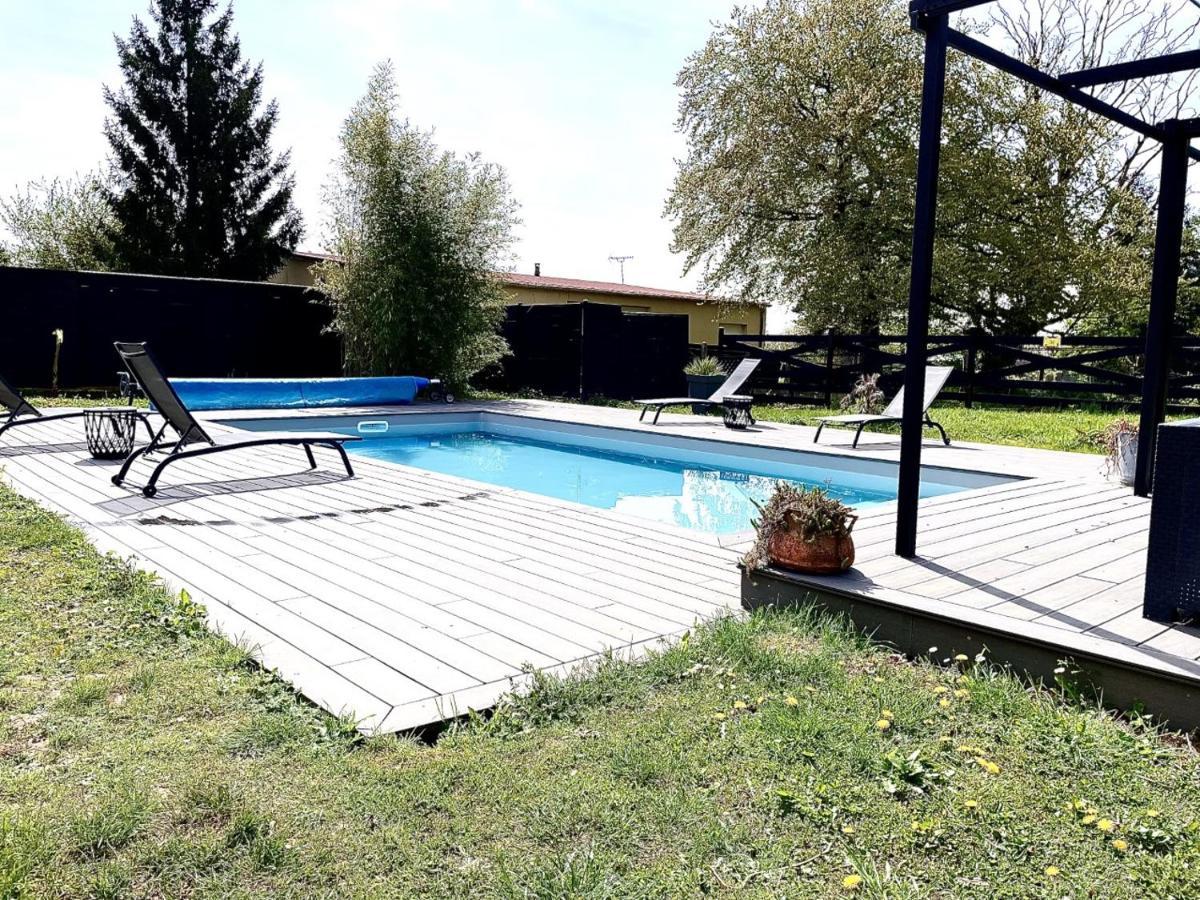 Le Paddock - Chambres Et Table D'Hotes Le Deluge Exterior photo